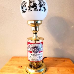 Budweiser bar lamp